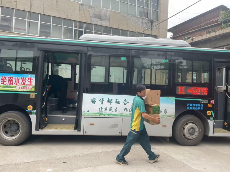 搬家季，如何高效搬运家具？关键在于规划与工具选择